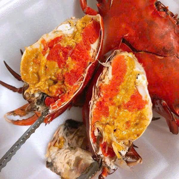 Cua Cà Mau hấp chín